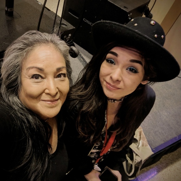 Meet your Posher, Sher - Picture 13 of 13